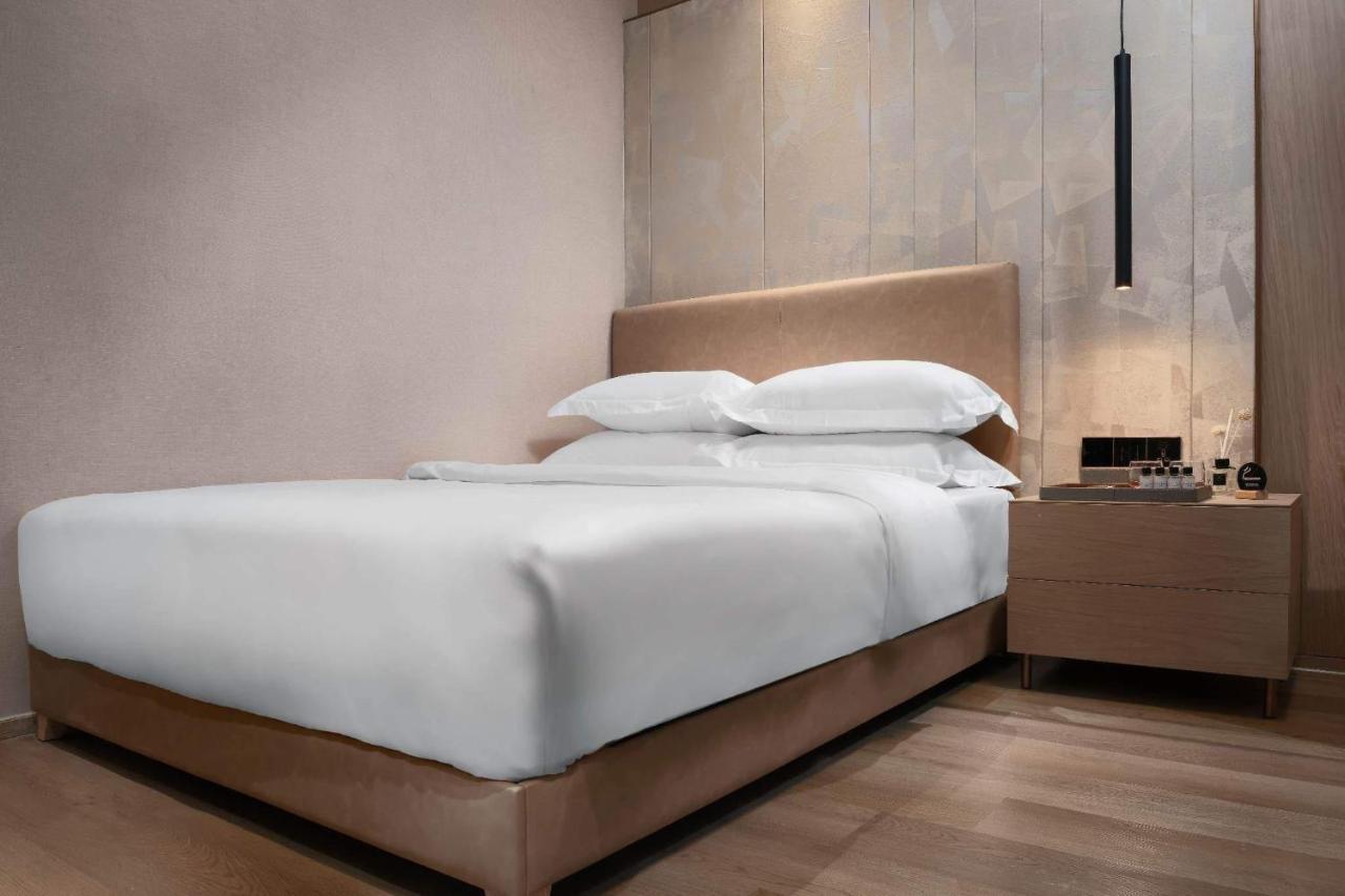 Sf Hotel Penthouse Residences Phnom Penh Ngoại thất bức ảnh