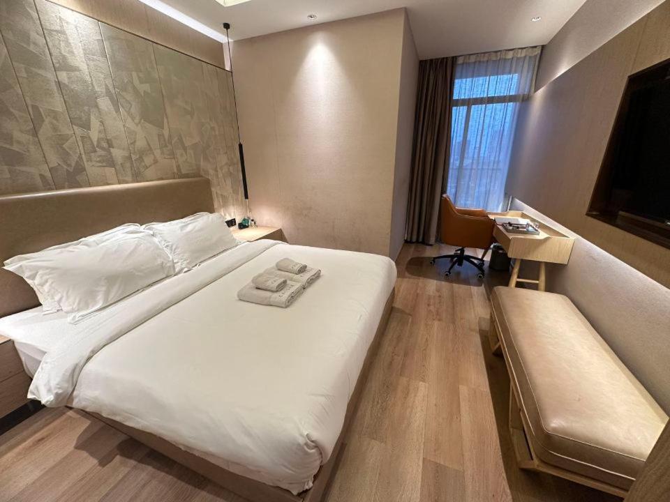 Sf Hotel Penthouse Residences Phnom Penh Ngoại thất bức ảnh